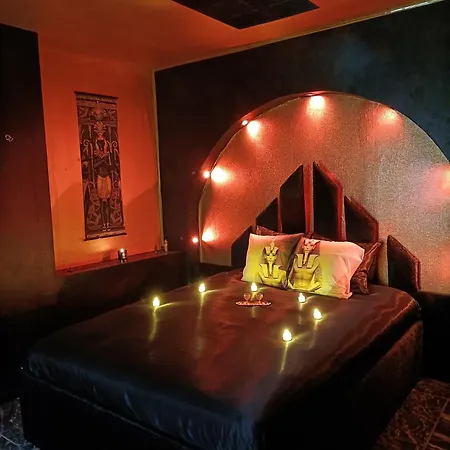 Bed and Breakfast Les Cites Romances Le Cleopatre Καρκασόν