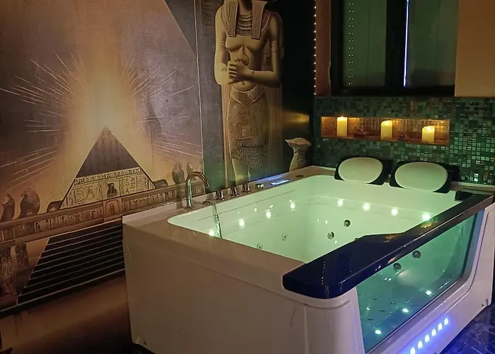 Les Cites Romances Le Cleopatre Bed and Breakfast 3*